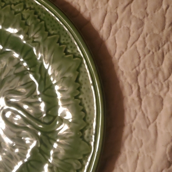 Two's Company Green Cabbage Leaf Plate - Picture 3 of 5